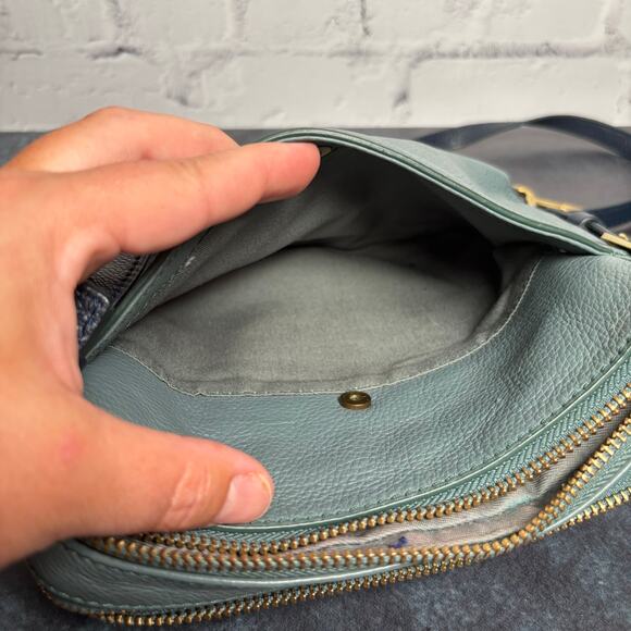 Fossil Piper Bot Toaster Googly Eye Crossbody Bag - Picture 7 of 10